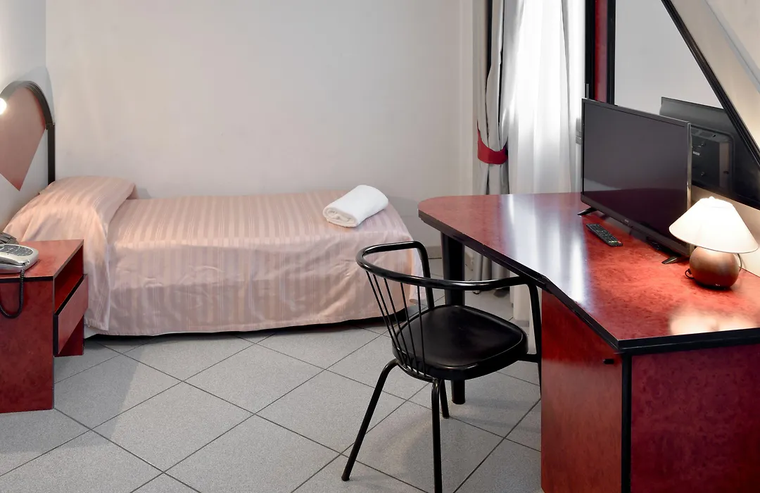 Hotel Aquamarina-1
