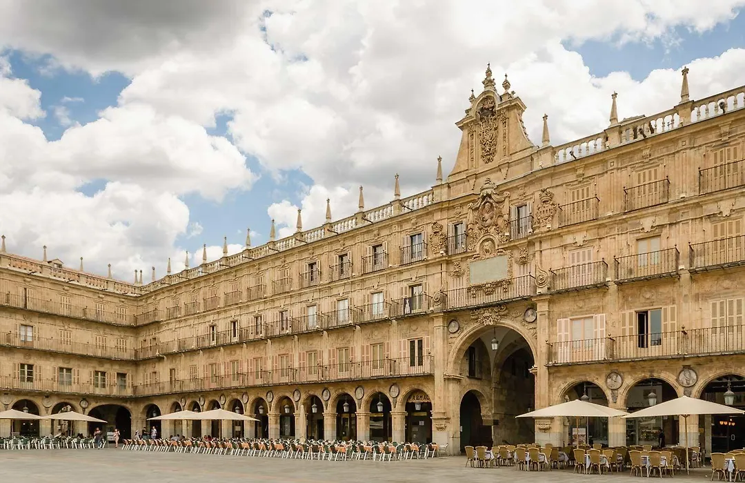 Salamanca Luxury Plaza-1