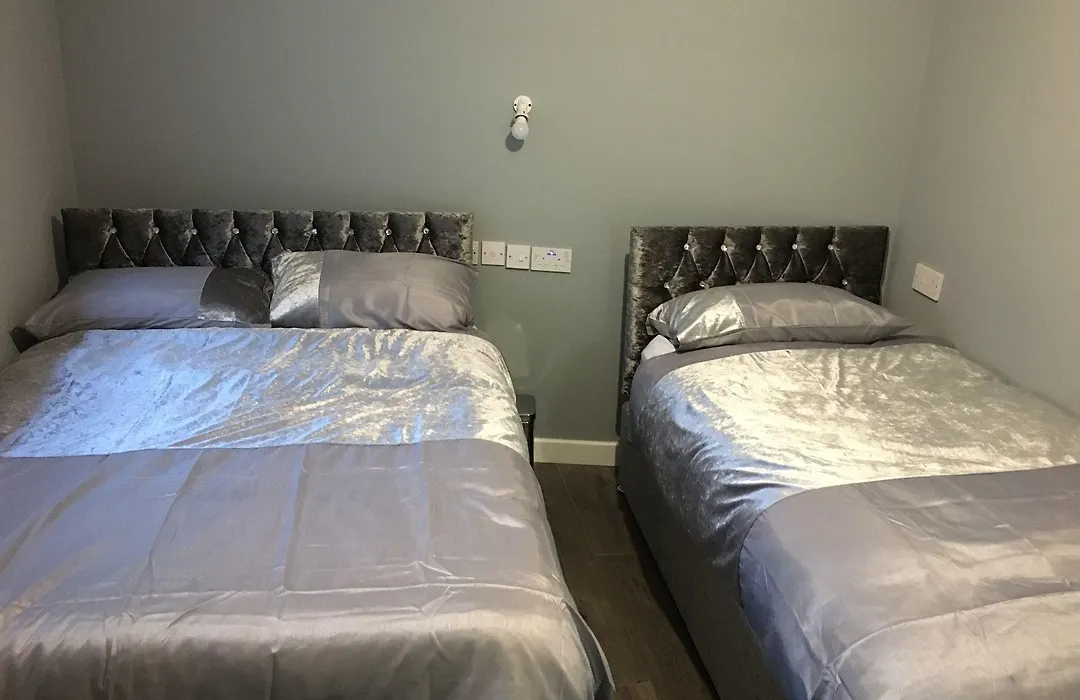 Brownlows Inn-1