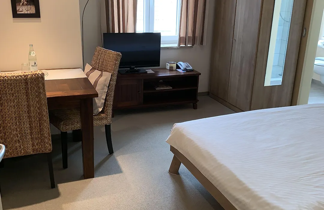 Hotel Donau-1