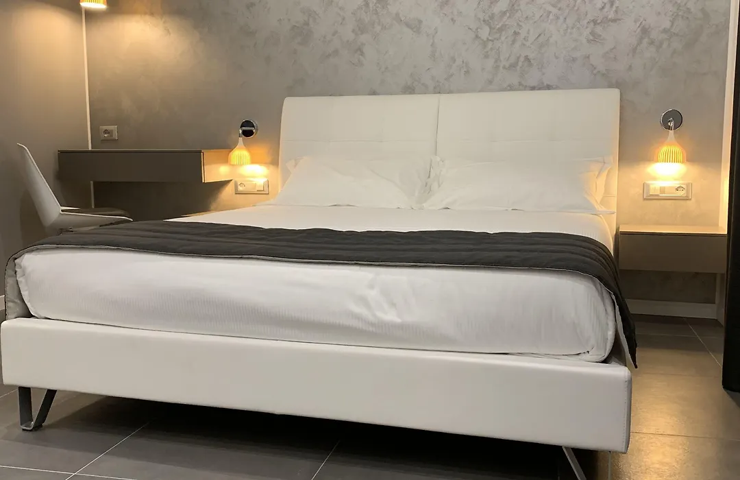 Aparthotel Bossi-1