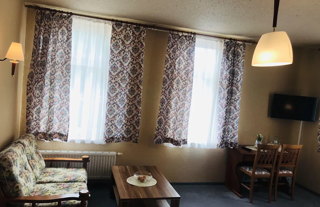 Haus Schlematal Hotel und Restaurant-1