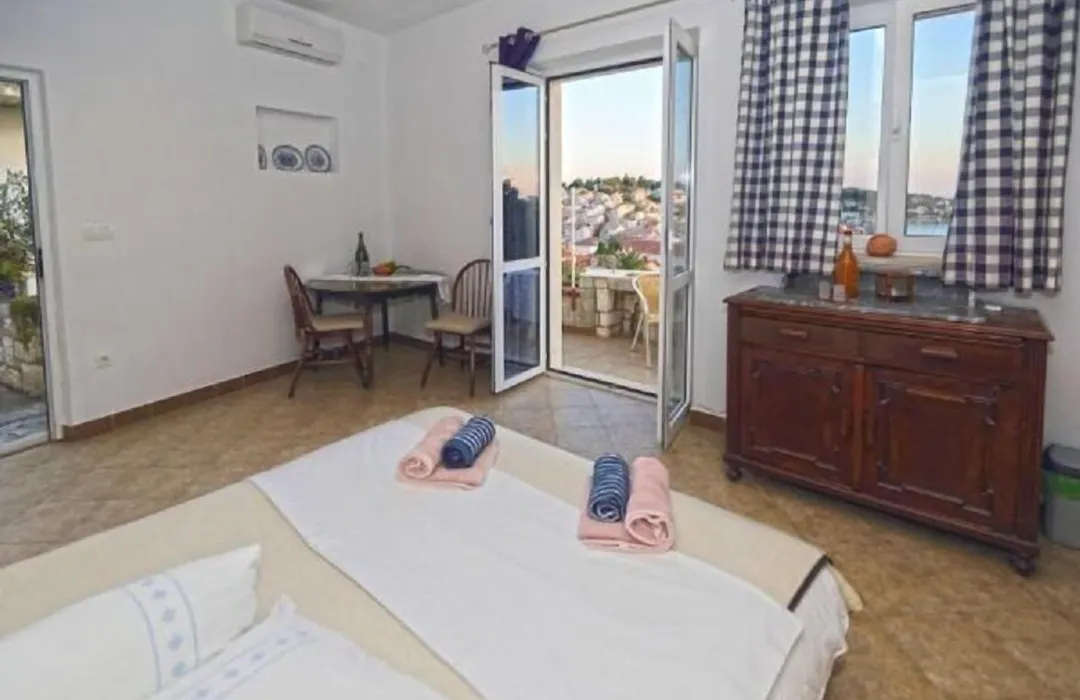 Apartments Bocin Rosso-1