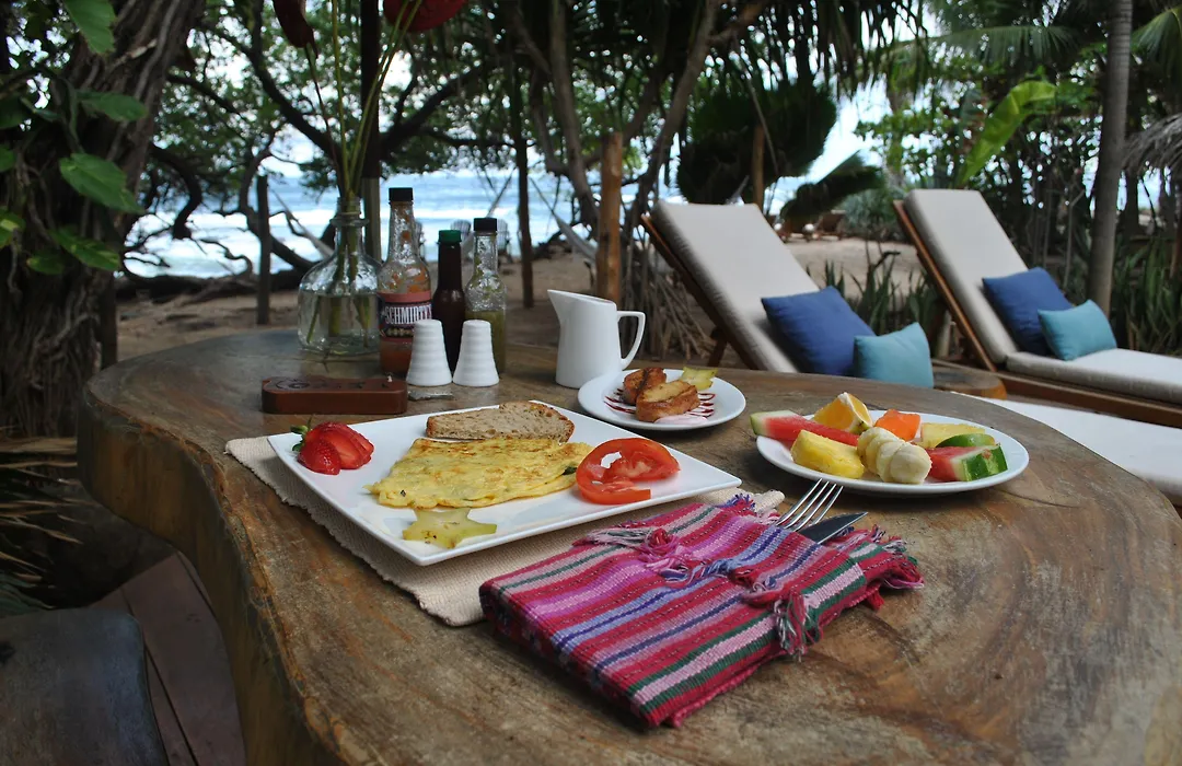Sueno Del Mar Beachfront Hotel-1