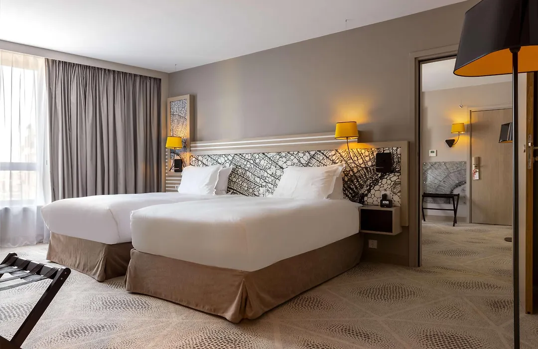Hilton Garden Inn Paris Massy-1