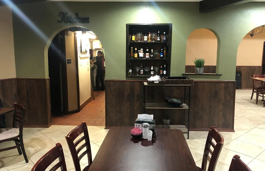 Royal Inn-1
