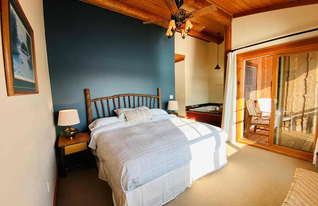 Ampersand Bay Resort-1