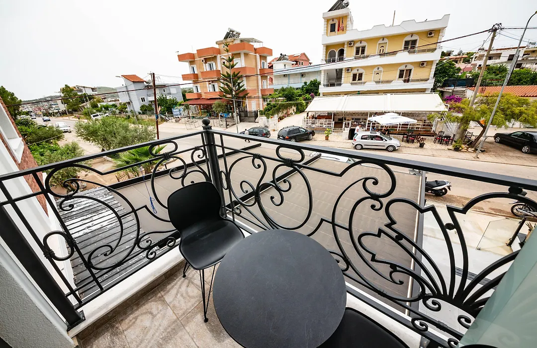 Area Hotel-1