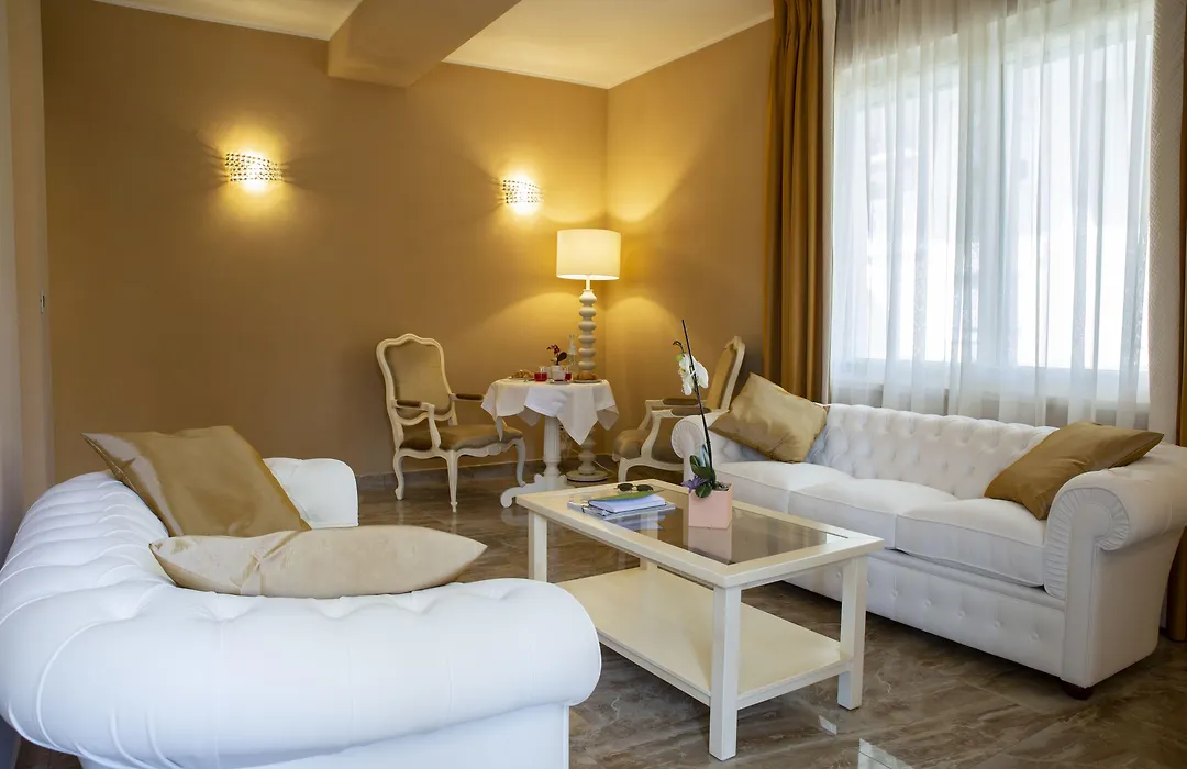 Aurum Suites-1