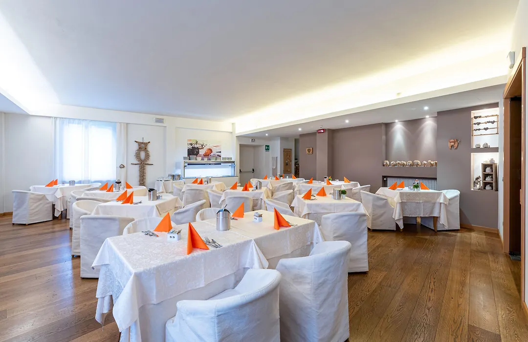 Hotel La Perla-1