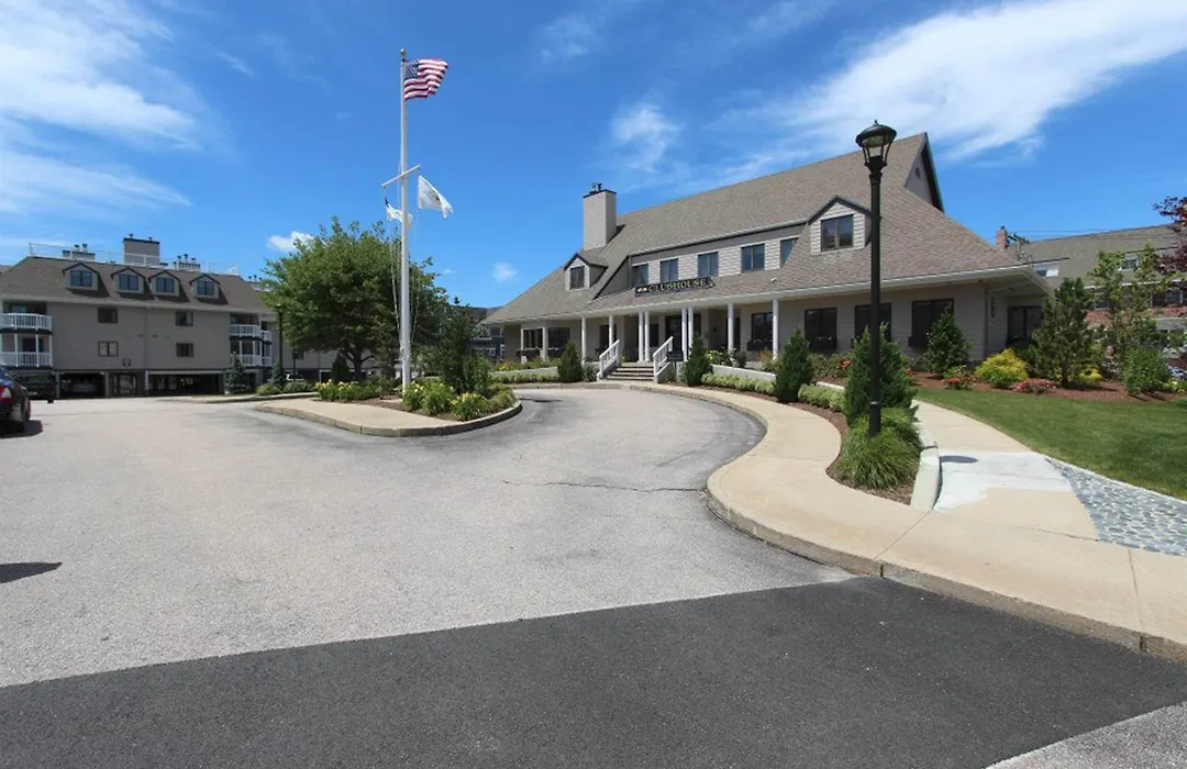 Wellington Resort-1