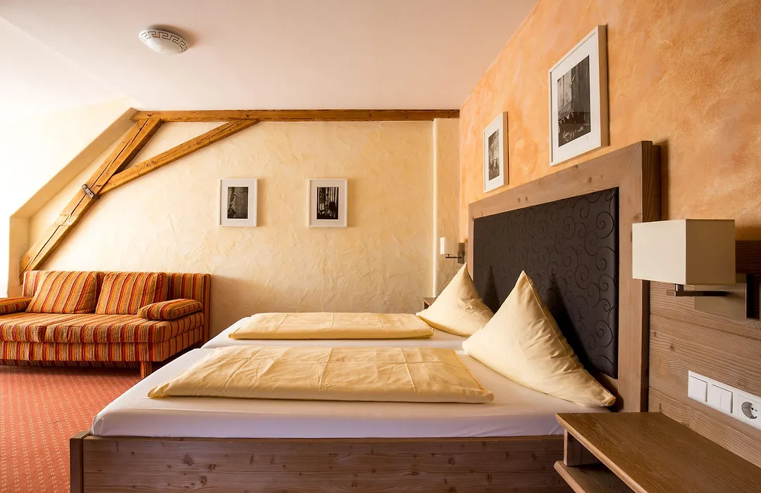 Weinhotel / Gasthaus zur Sonne-1