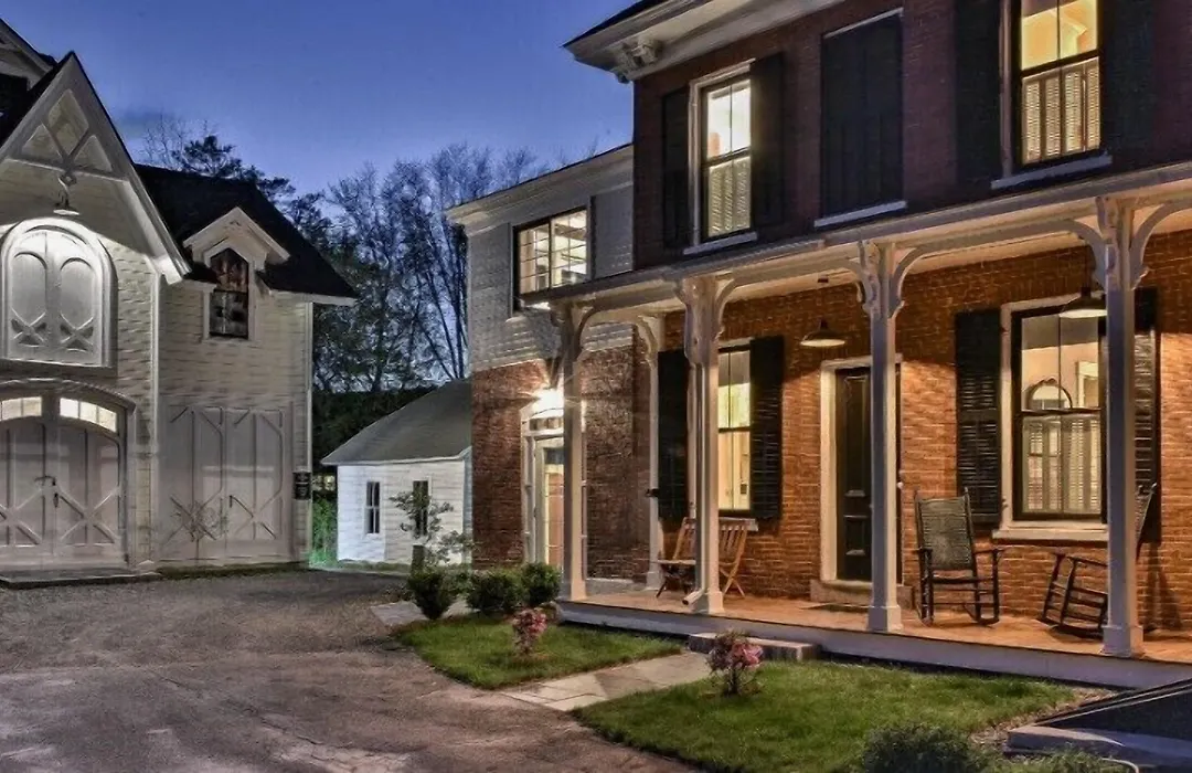 The Burrell House-1