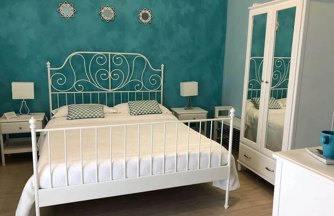 Ciao Ciao Rooms-1
