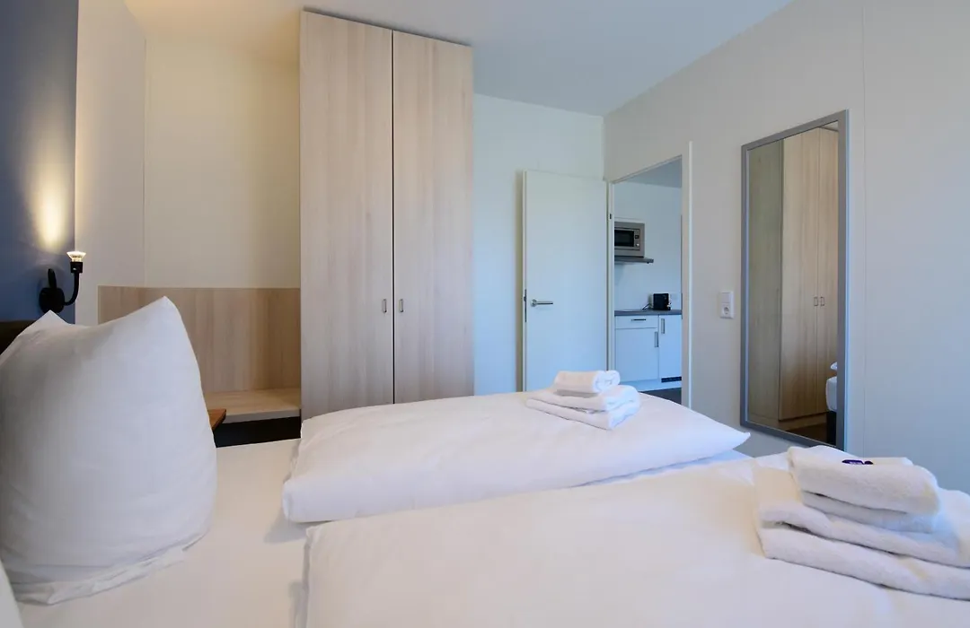 Smart & Stay Aparthotel Saarbruecken Sued - Self-Check-In - Free Parking-1