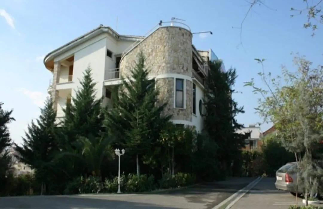 Hotel Baron-1