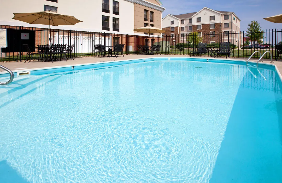 Holiday Inn Express Indianapolis Airport By Ihg-1