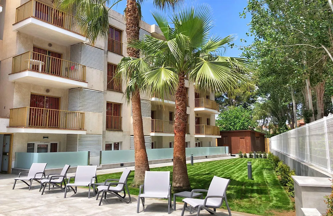 Apartamentos Pins Marina Cambrils-1