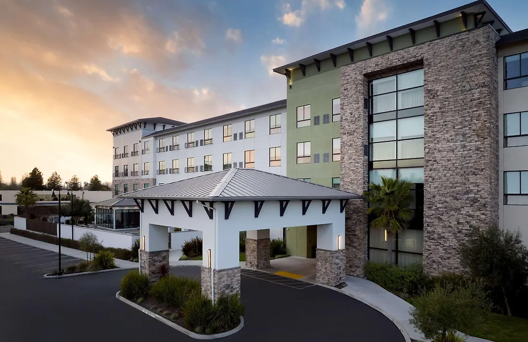 Hotel Centro Sonoma Wine Country, Tapestry Collection Hilton-1