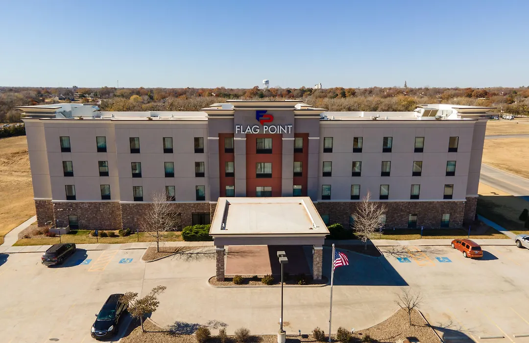 Quality Inn - Pratt-1