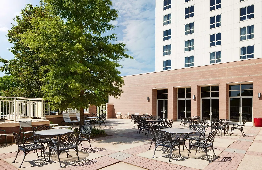 Hilton Charlotte Airport Hotel-1