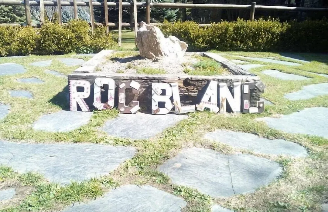 Hotel Roc Blanc-1