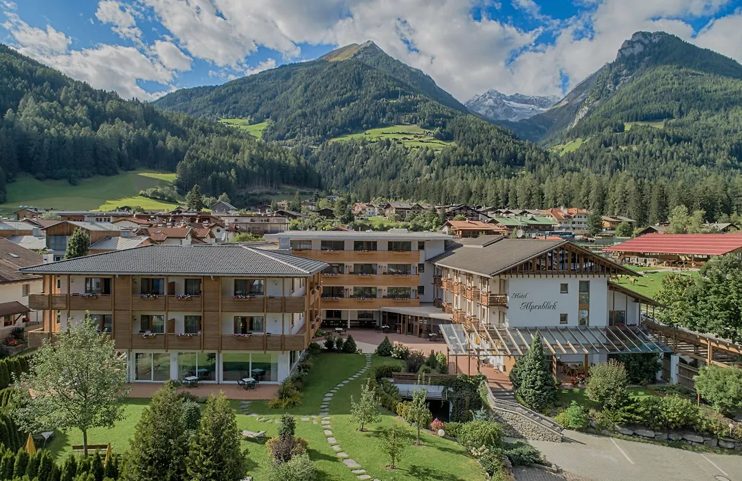 Hotel Alpenblick-1