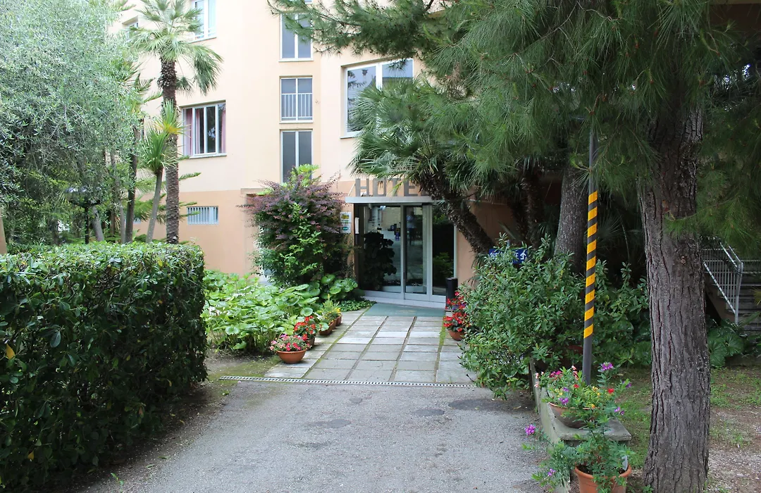 Hotel La Terrazza-1
