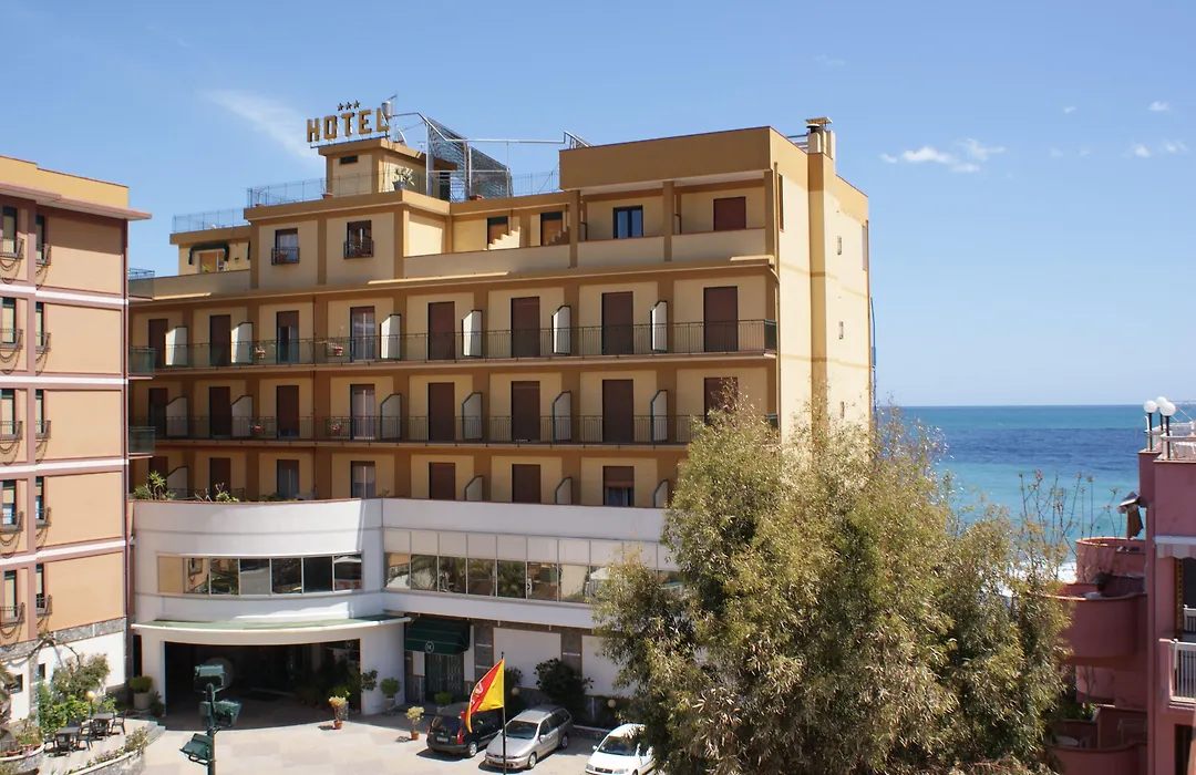 Hotel Kennedy-1