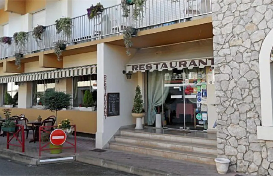 Chez l'ahumat-1
