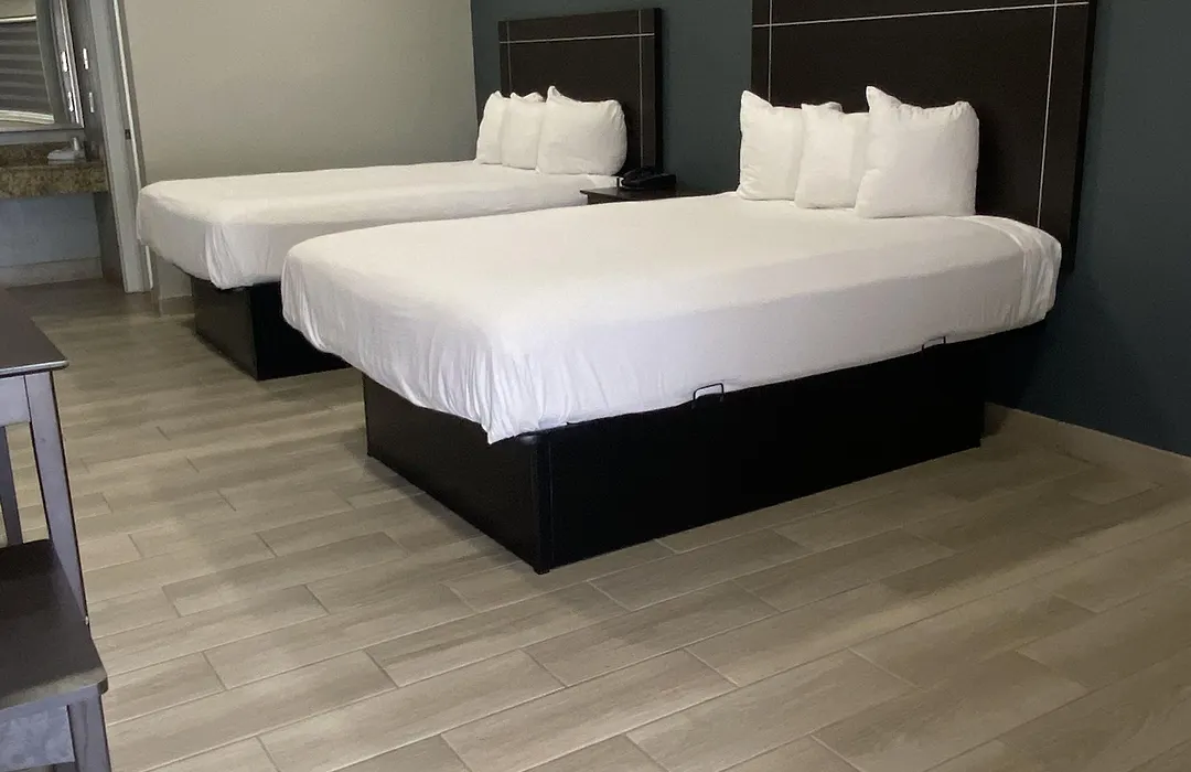 Falcon Executive Inn-1
