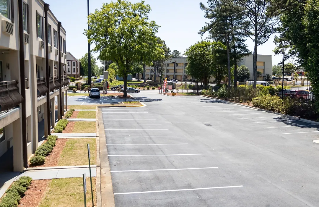 Days Inn By Wyndham College Park Atlanta Airport South-1