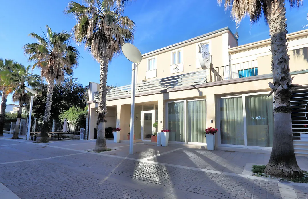 Hotel Cecina Beach-1
