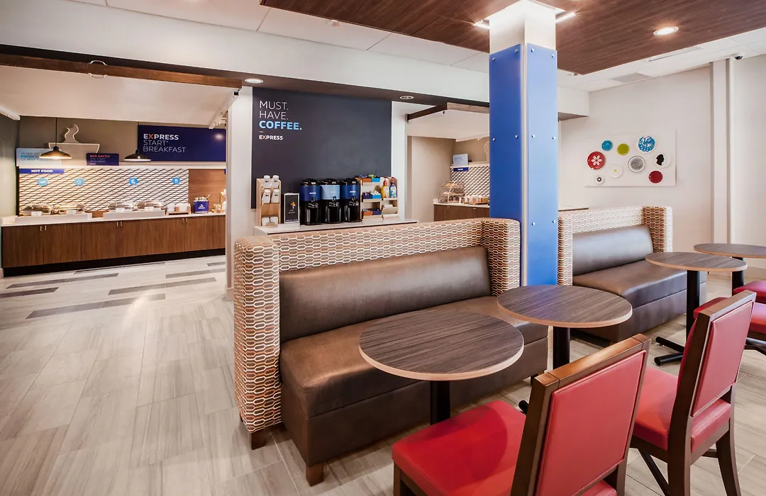 Holiday Inn Express & Suites - Bardstown By Ihg-1
