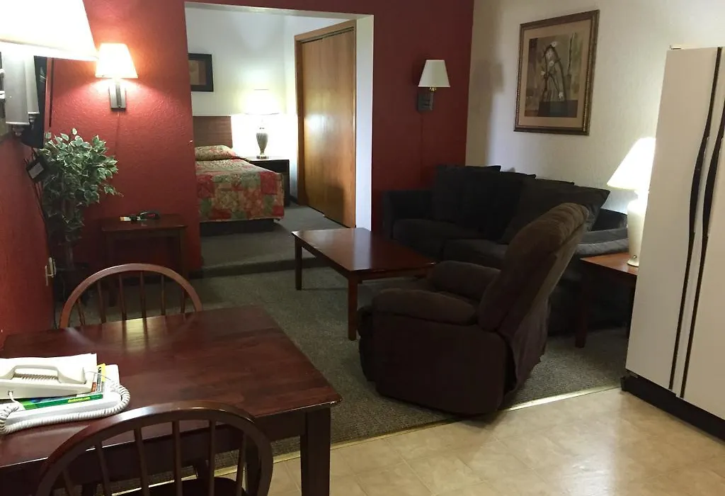 Americas Best Value Inn Grand Forks-1