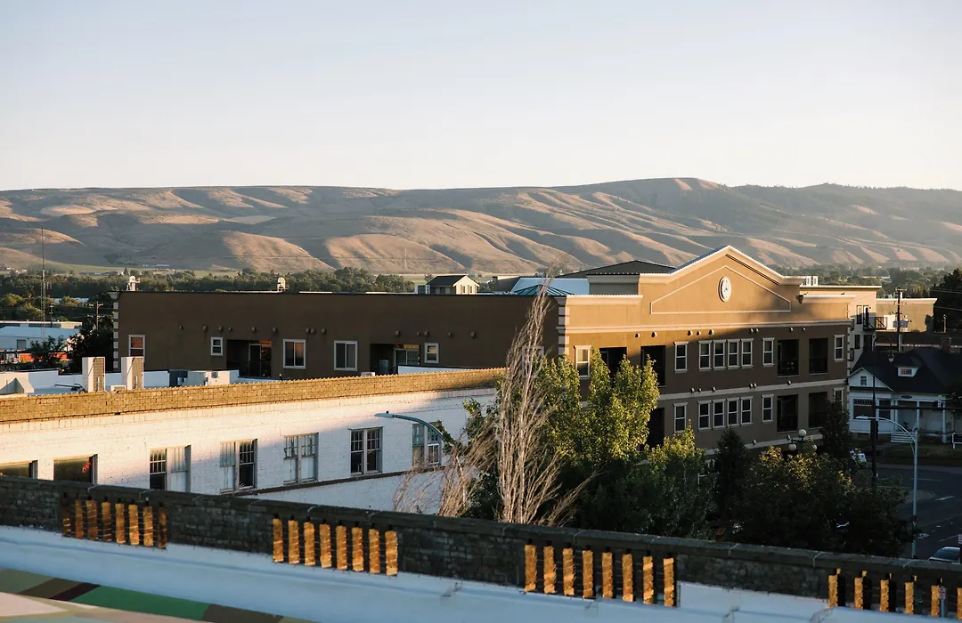 Hotel Windrow Downtown Ellensburg-1
