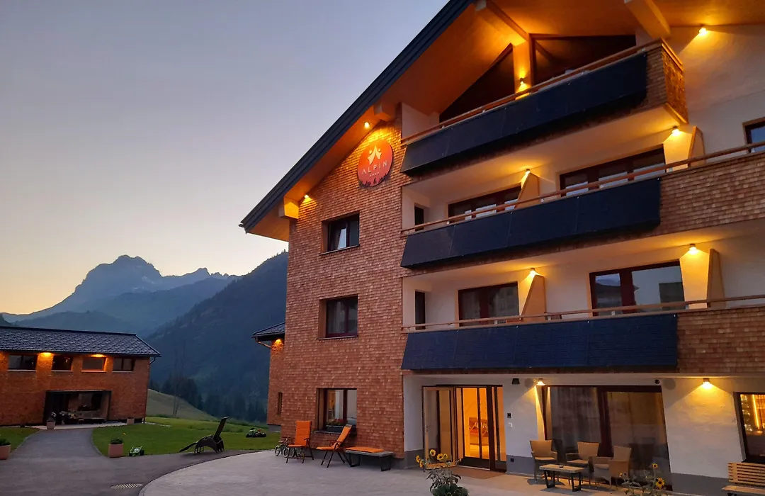 Alpin - Studios & Suites-1
