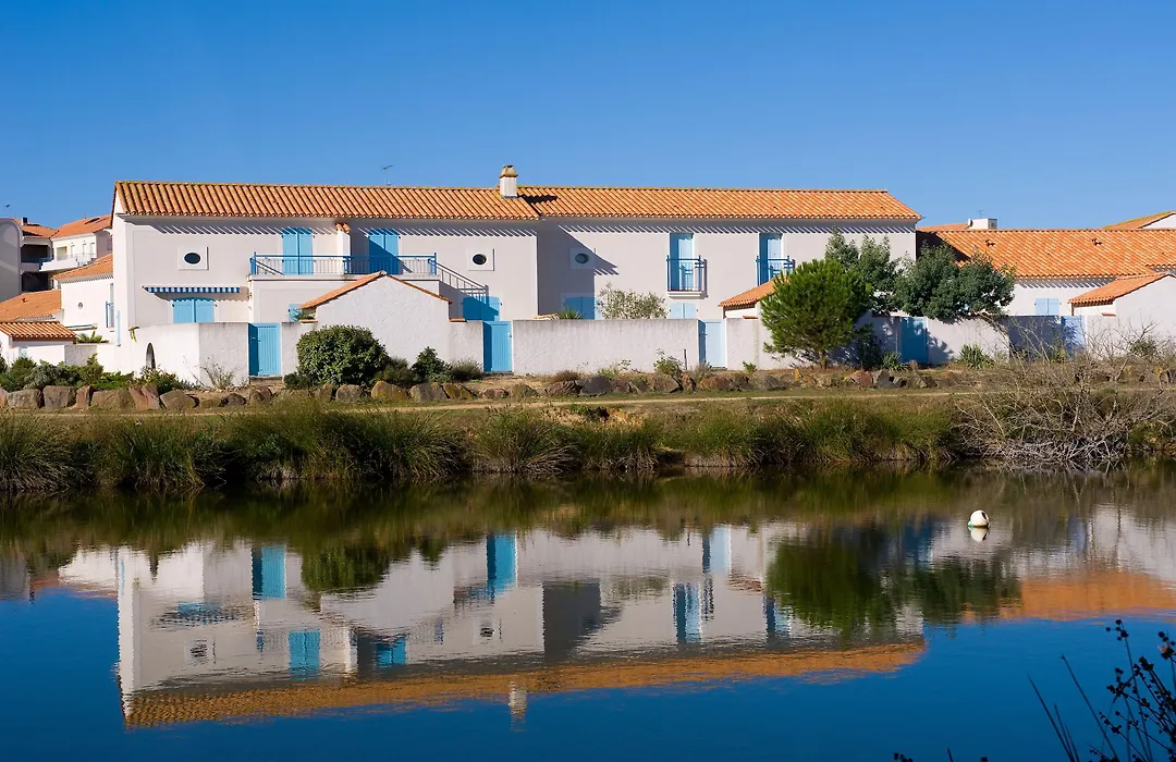Madame Vacances Les Maisons du Lac-1