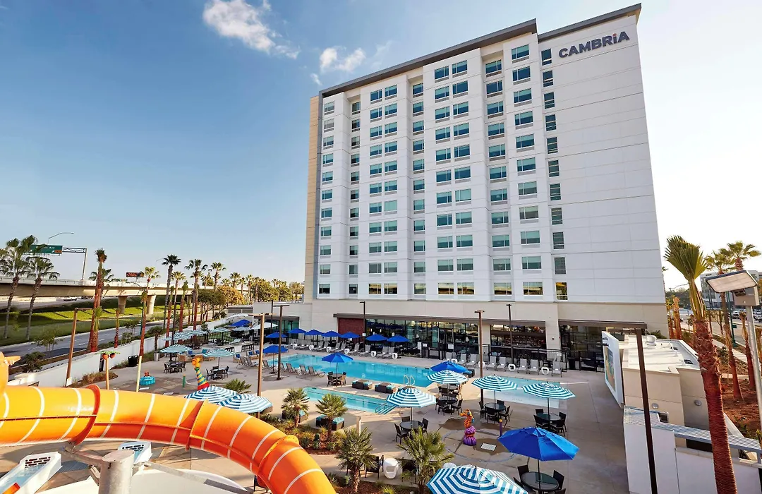 Anaheim Resort Suites-1