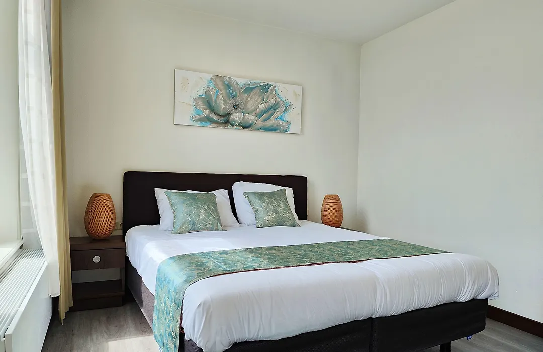 CN-Hotel-1