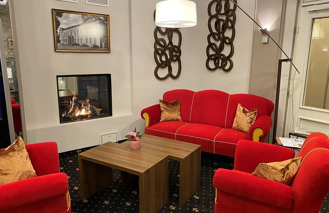 Hotel Am Schloss Aurich - Schlossresidenz-1