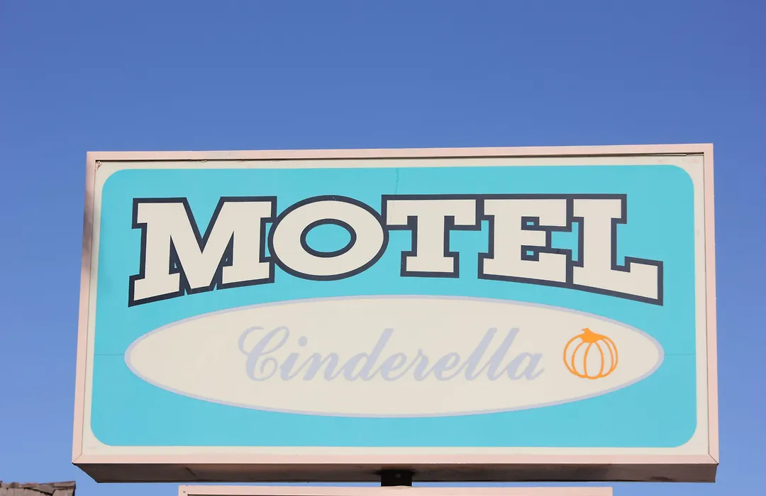 Cinderella Motel-1
