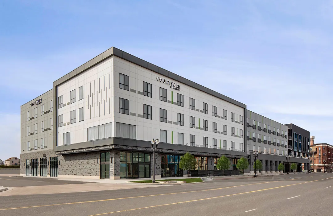 Courtyard By Marriott Lansing Downtown-1