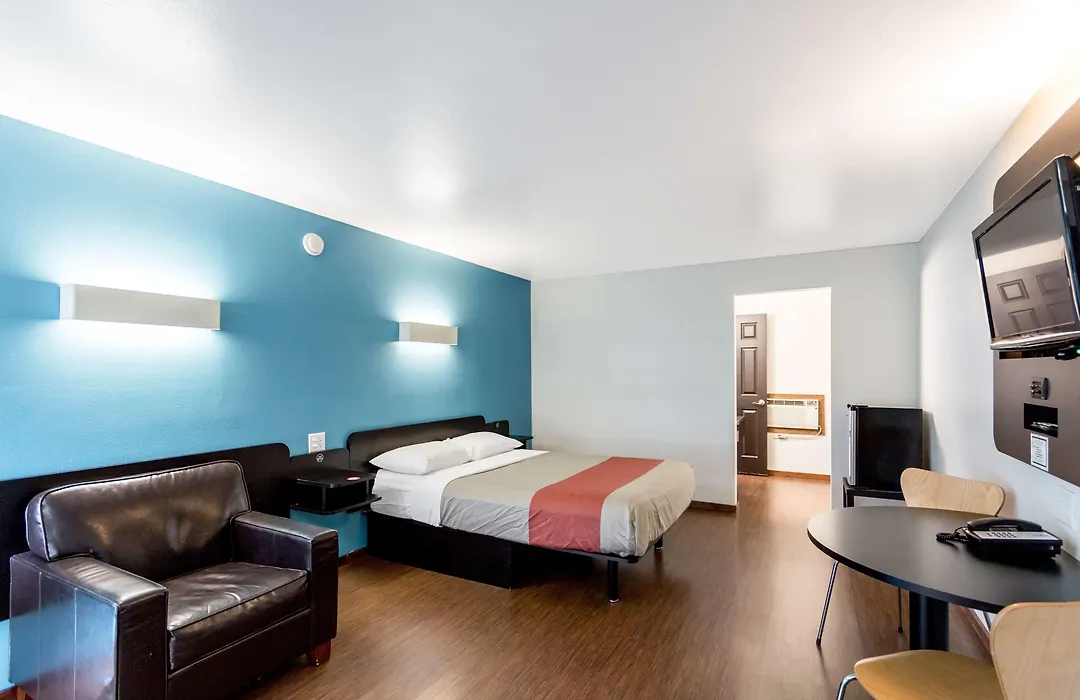 Motel 6 University Missoula-1