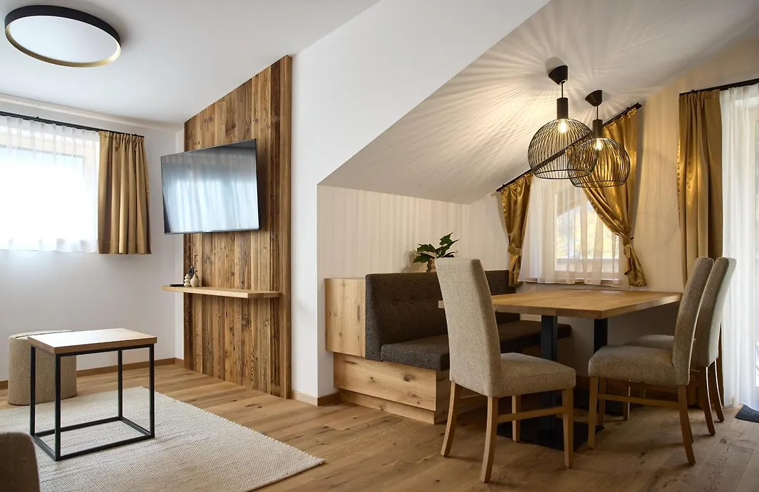 Aparthotel Die Monika-1