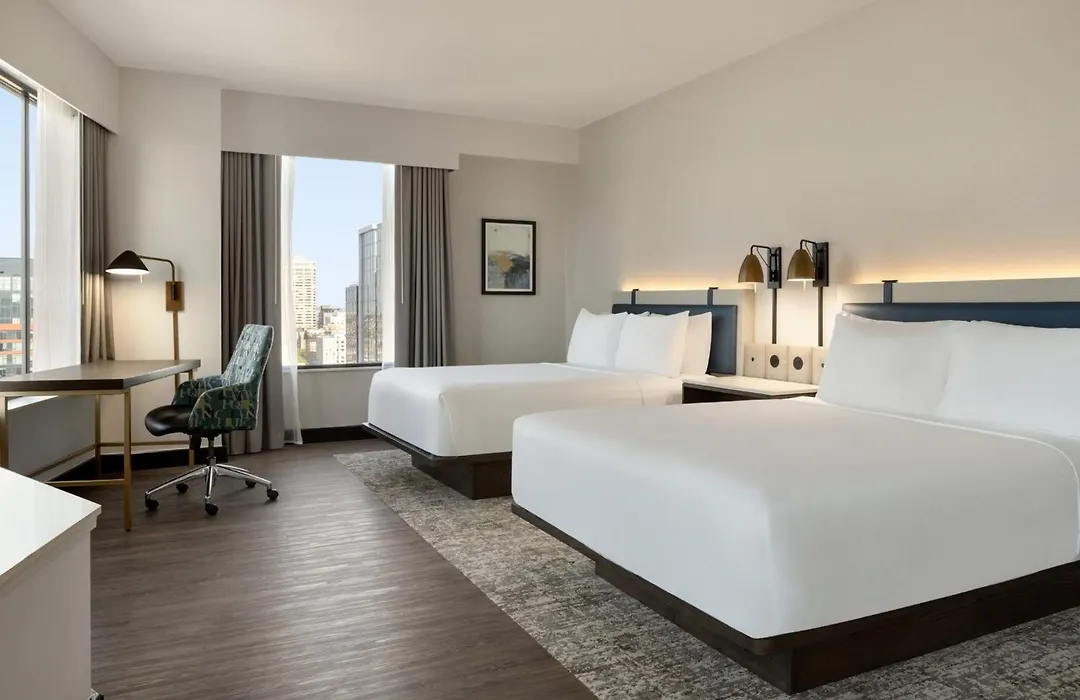 Crowne Plaza Seattle - No Resort Fee - Newly Renovated Ihg Hotel-1