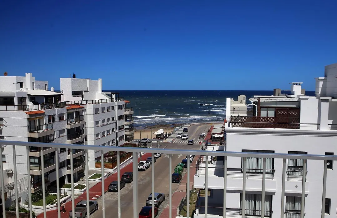 Hotel Playa Brava-1