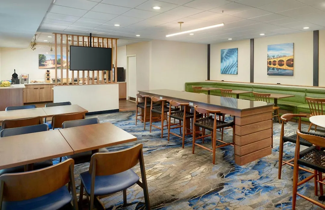 Fairfield Inn & Suites By Marriott Frederick-1