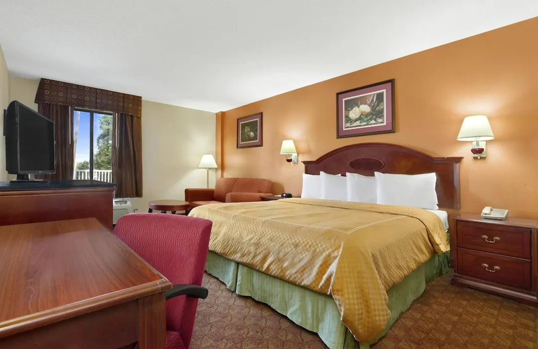 Ramada Limited - Columbia-1