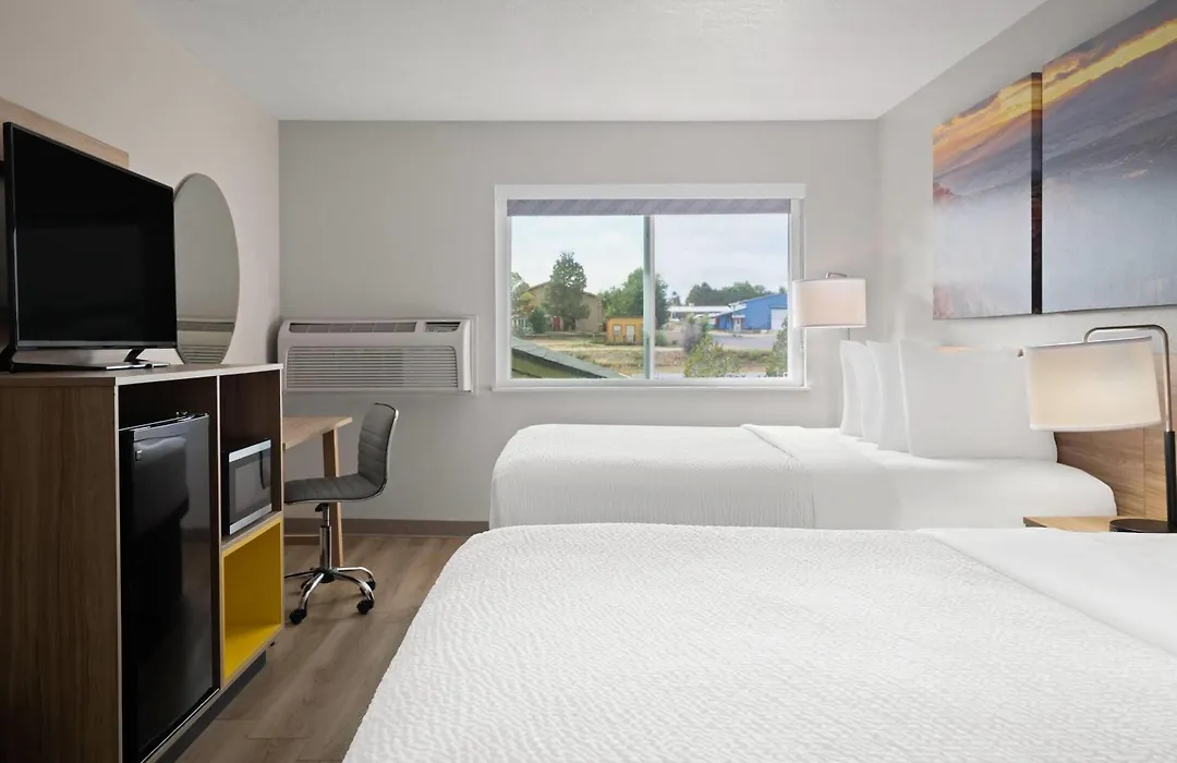 Days Inn By Wyndham Las Vegas-1